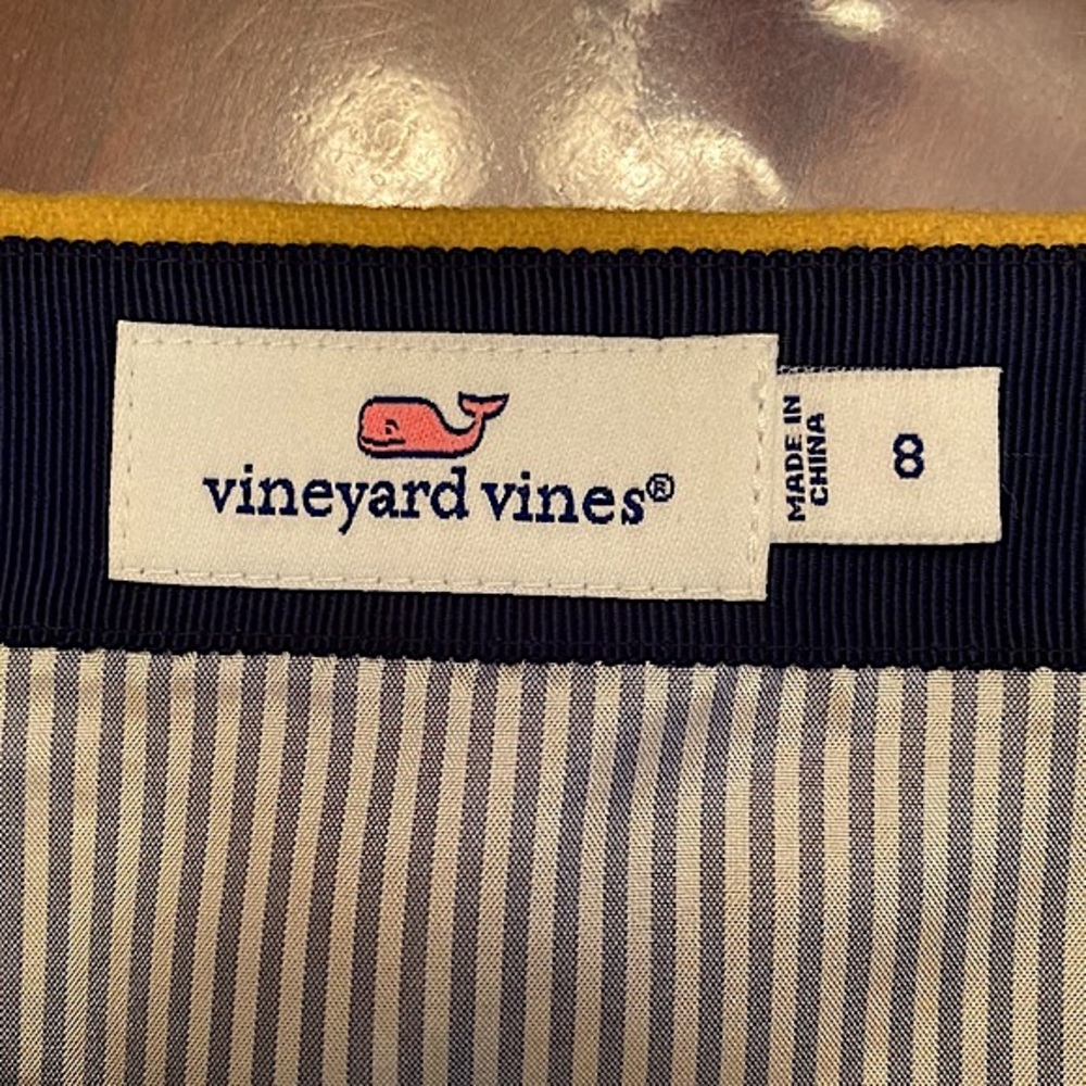 Vineyard Vines Yellow Anchor Embroidered SZ 8 Old Money Quiet Luxury Mini Skirt - Picture 8 of 9